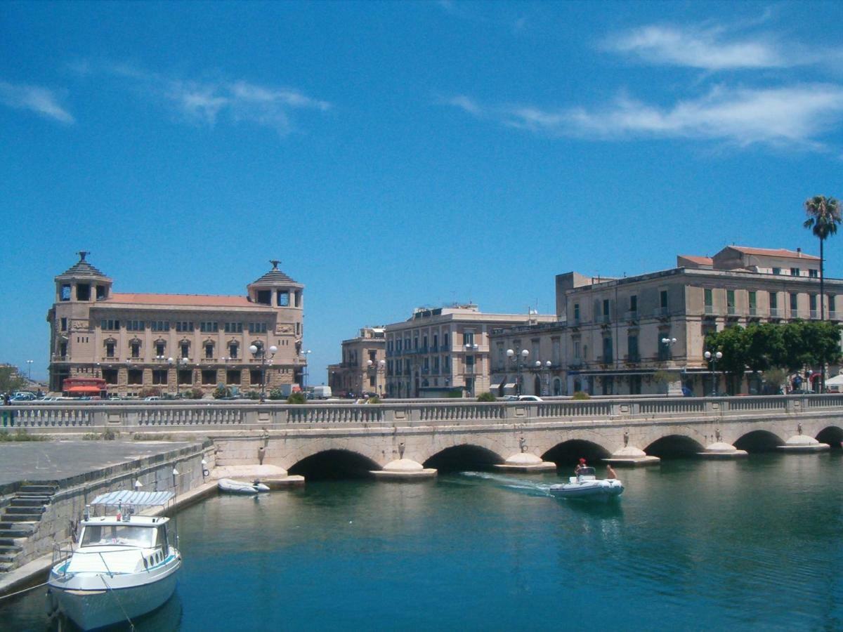 Syracuseapartments Il Piave Di Siracusa Appartamento Per 6 Persone Vicino Ad Ortigia A 200M Dal Mare Zewnętrze zdjęcie